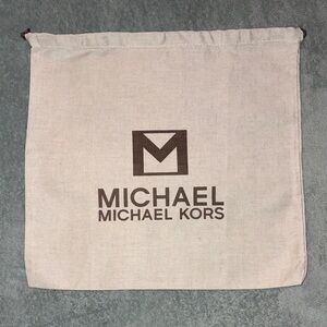 🤎 Michael Kors Dust Bag for Purse or Shoes. Like new!